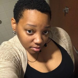 Meet your Posher, Erica